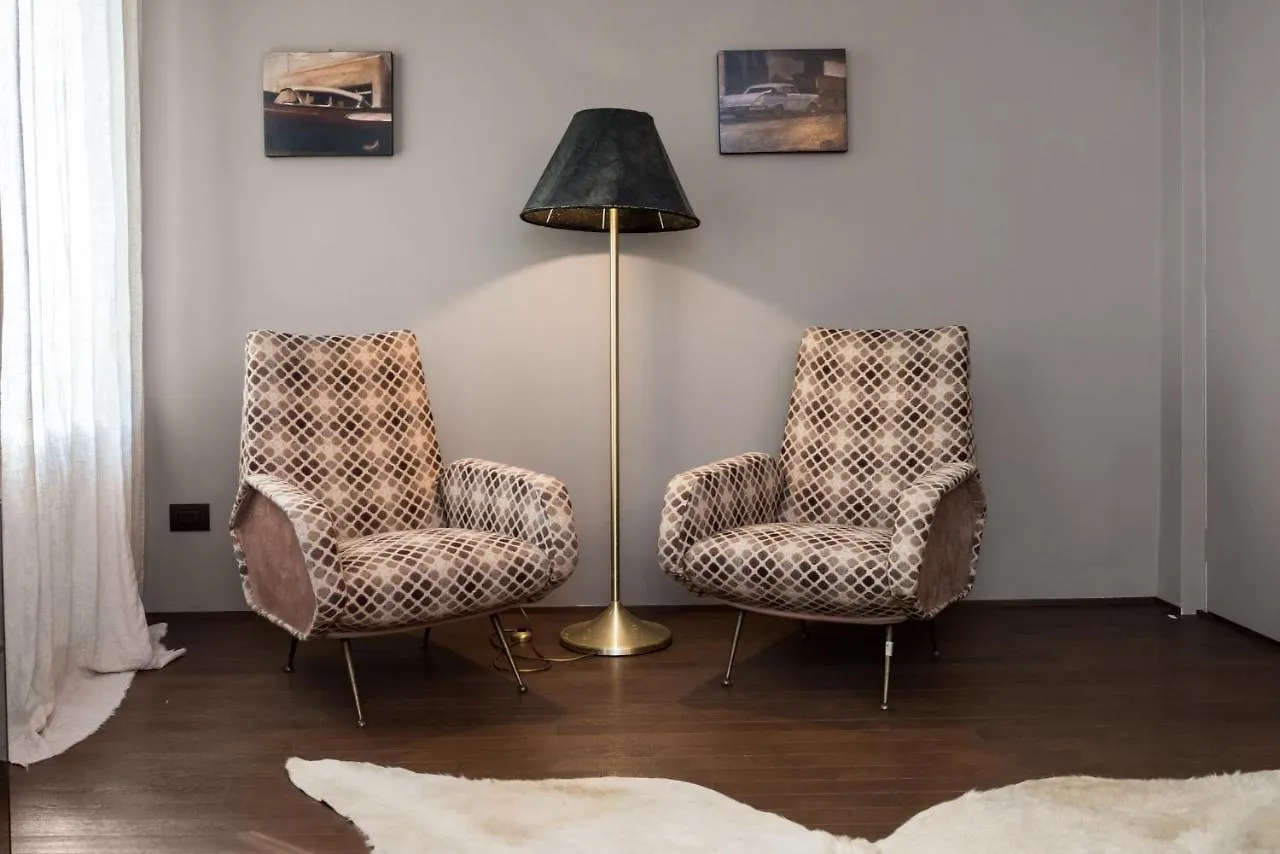 Flats4Rent Al Monte Apartman Verona 0*,